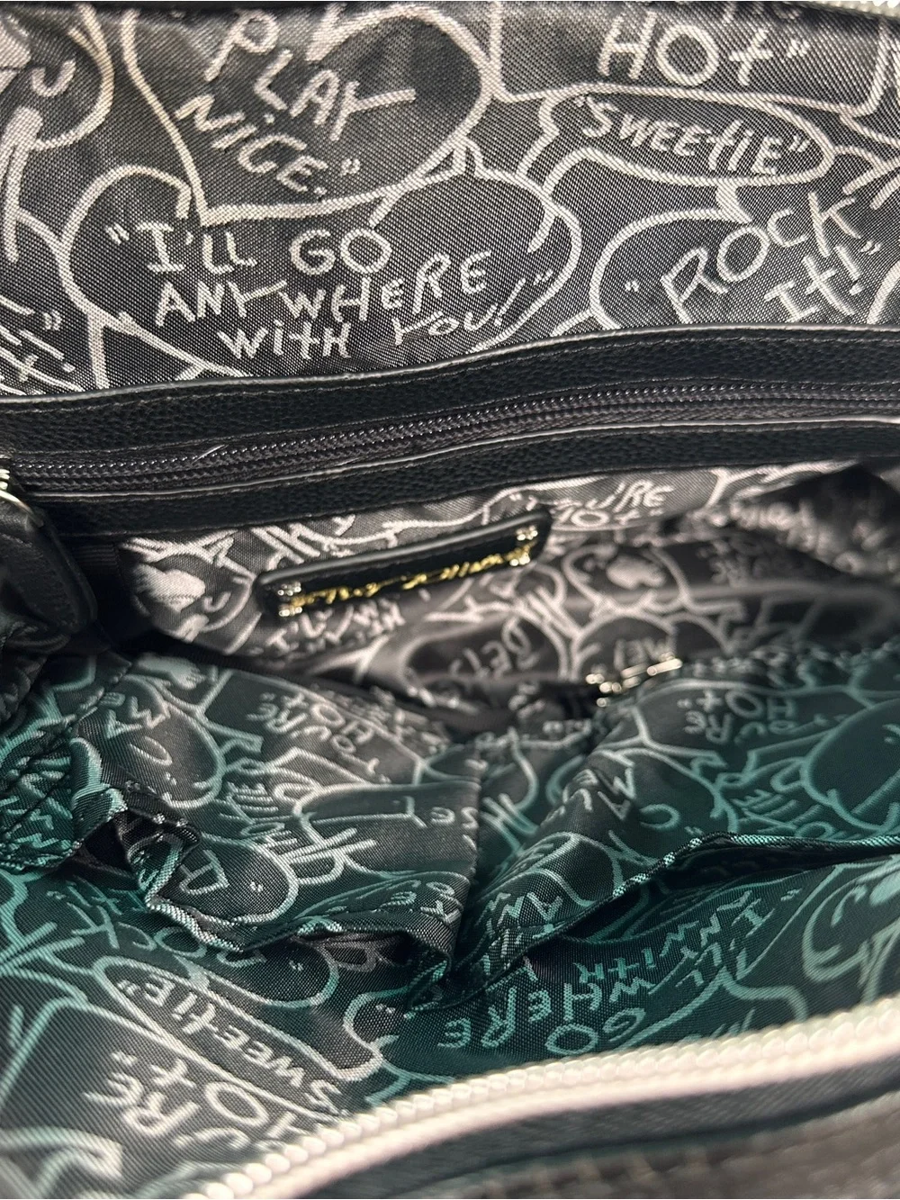 NWT Betsey Johnson Sugar Skulls Horizon Pocket Satchel Crossbody Shoulder Bag